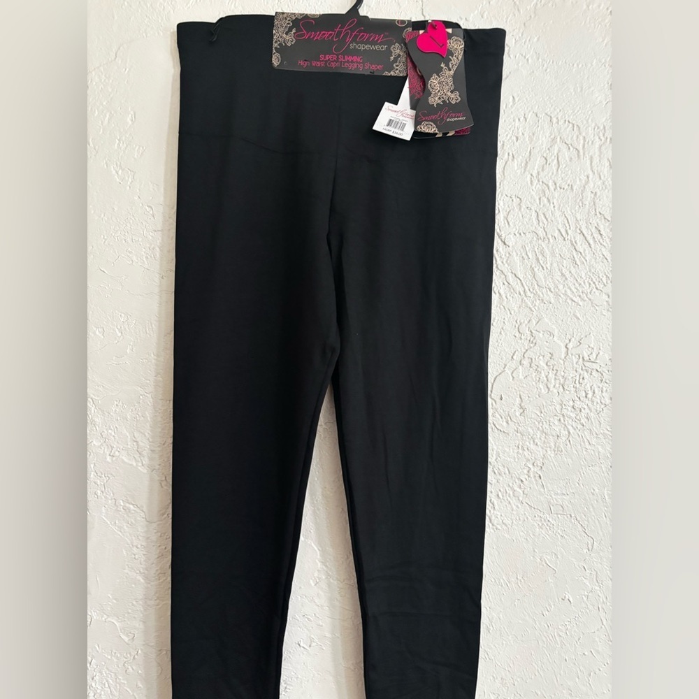 NWT Smoothform‎ Shapewear Super Slimming High Waist Capri Leggings L
